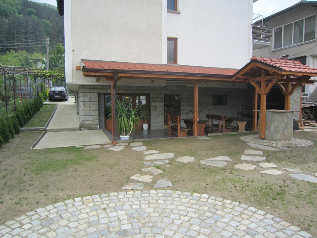 Slavina Guest House Sapareva Banya Exterior photo